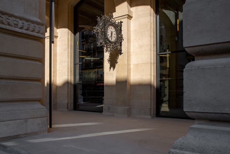 Peristyle La Poste du Louvre